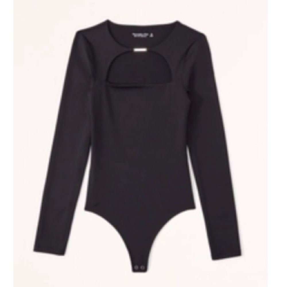 Abercrombie & Fitch Black long sleeve hardware cutout bodysuit size small